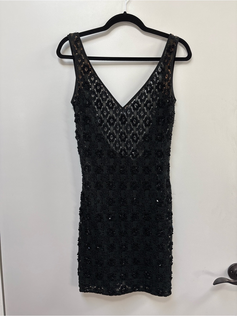 Ritmo di Perla Black Sequin V-Neck Mini Dress